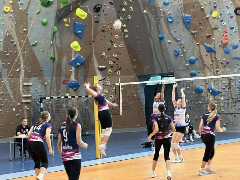 Udany start sezonu kadetek ;)