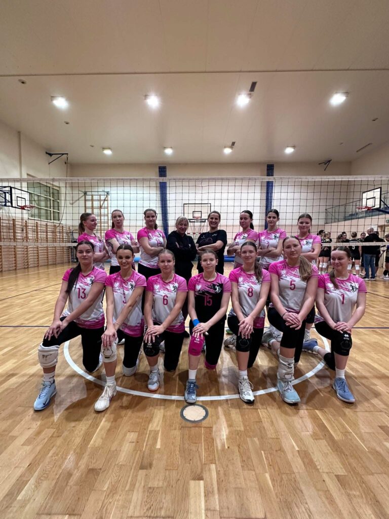 Zwycięstwo seniorek w Ryglicach !!!